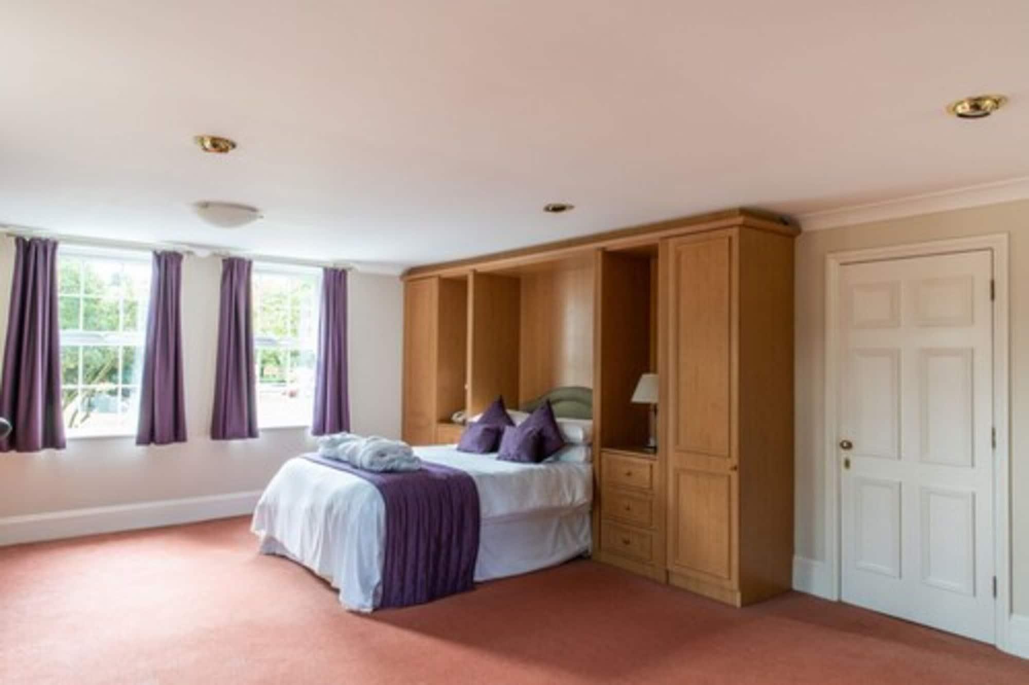 Woodland Manor Hotel Bedford Exterior foto