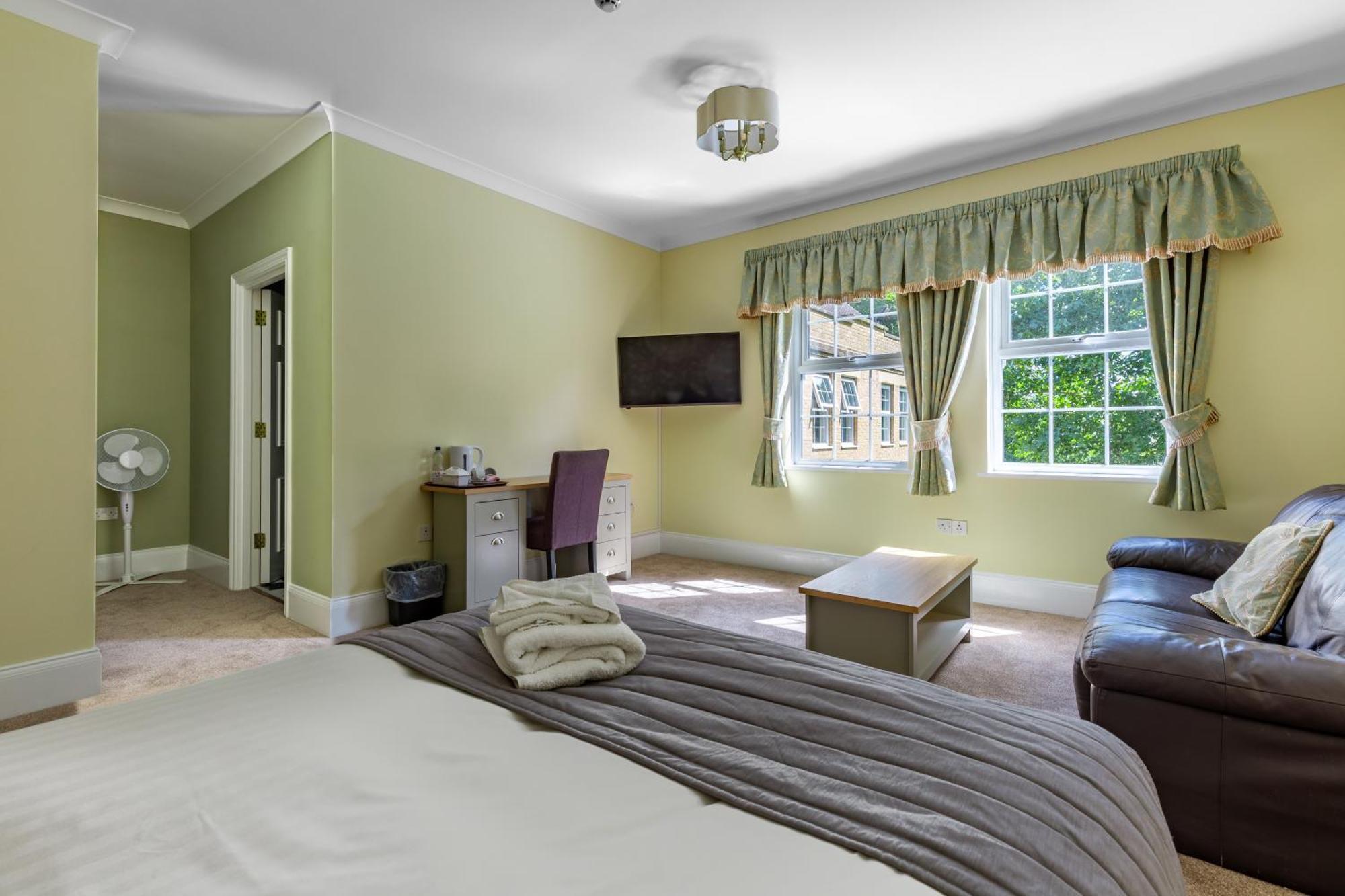 Woodland Manor Hotel Bedford Exterior foto